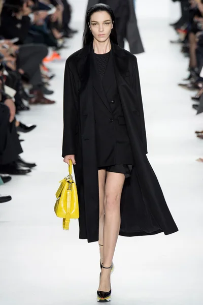 Look 2